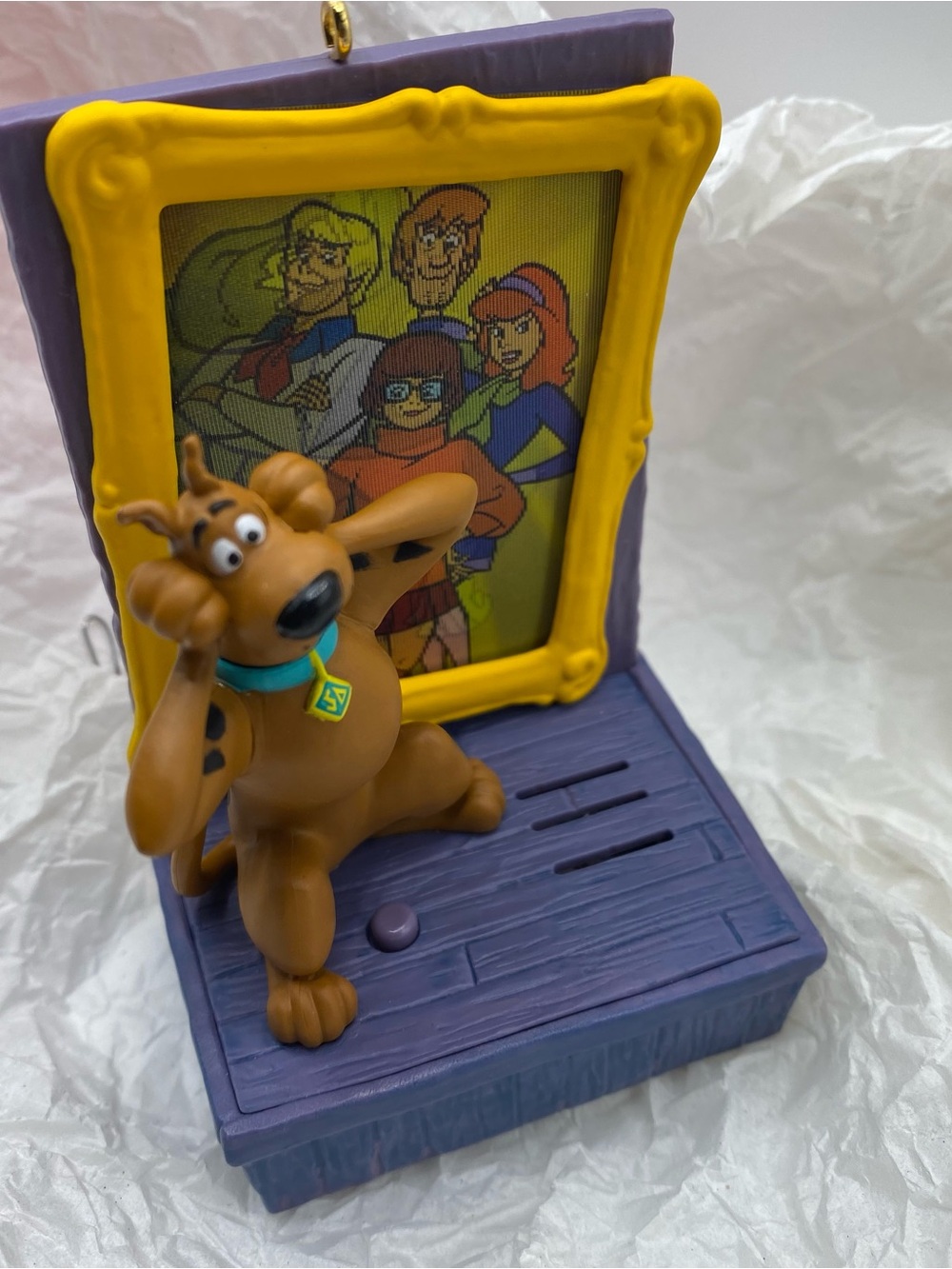 Scooby-Doo Framed Holiday Ornament - Purple & Yellow